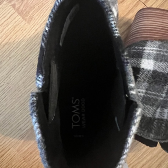 NWT Toms Wedge Heeled Booties Clare Black and White Plaid Flannel 9 - Picture 5 of 5